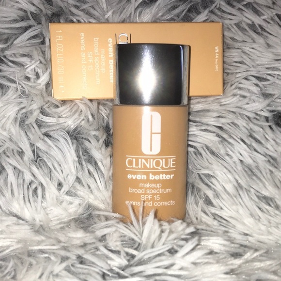 Clinique even better makeup spf 15 - WN 44 tea - Picture 2 of 7